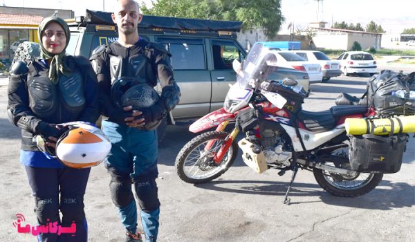 گفت‌وگو با ناصر و شکوفه - سفر ماجراجویانه زوج گرگانی با موتورسیکلت